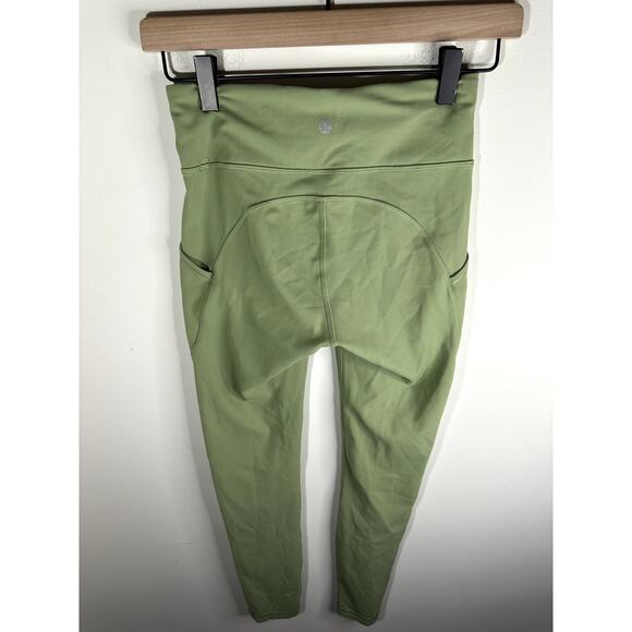 Lululemon Invigorate High-Rise Tight 25" Size 4 Vista Green - Picture 6 of 7